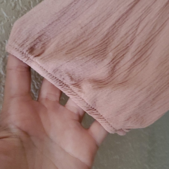 Torrid size 1 blush guaze top - Picture 4 of 7